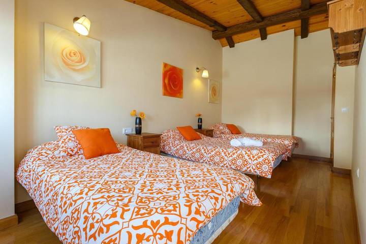 Casa rural para 7 personas, con vistas además de piscina y terraza en Benaocaz - 4