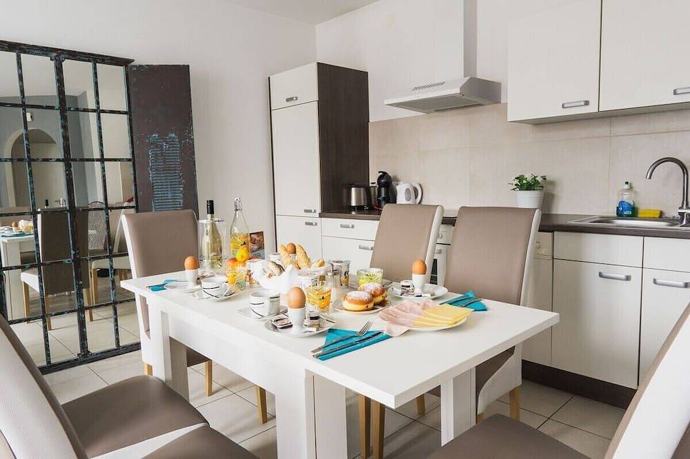 Ganze Wohnung, Vienna Airport Residences. Super für eine Nacht oder für immer. in Himberg (Wienerwald), Wien-Umgebung