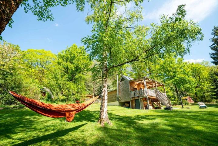 Maison de vacances pour 5 personnes, avec Balcon et Terrasse ainsi que Jardin et Piscine à Villiers-Charlemagne