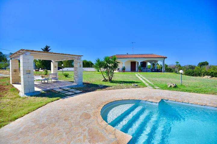 Villa pour 10 personnes, avec jardin et terrasse, animaux acceptés - 1