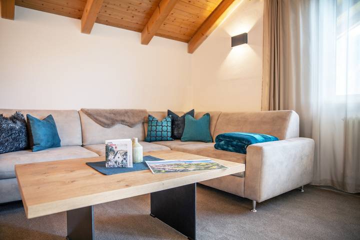 Appartamento intero, Appartamento "Lara Ruveda" con vista montagna, terrazza privata e Wi-Fi in San Giacomo (Sankt Ulrich), Ortisei