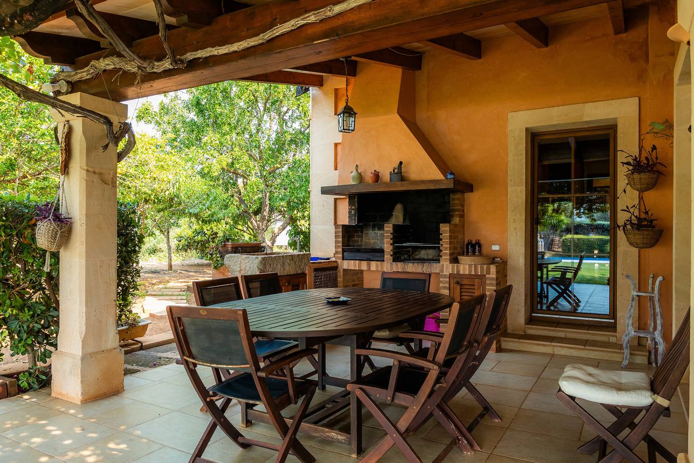 Casa de campo 'Vinya Vella' con vistas a la montaña, Wi-Fi y aire acondicionado in Cala d'Or, Santanyí