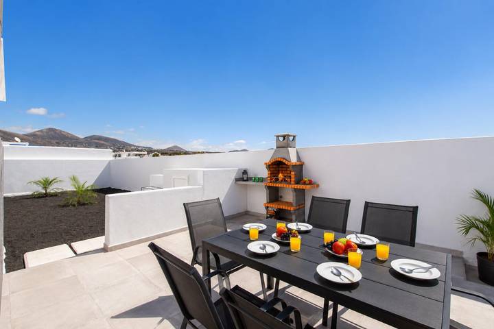 Villa für 6 Personen mit Garten in Puerto Calero, Yaiza