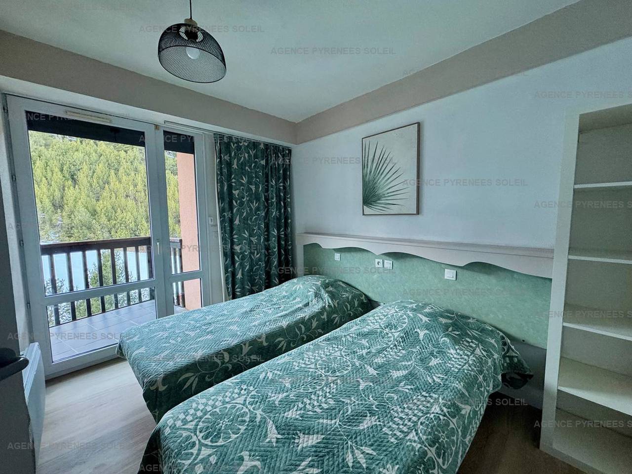 Appartement entier, Appartement F2/cabine pieds des pistes avec balcon, parking privé et accès internet - Les Angles in Les Angles, Parc naturel régional des Pyrénées catalanes