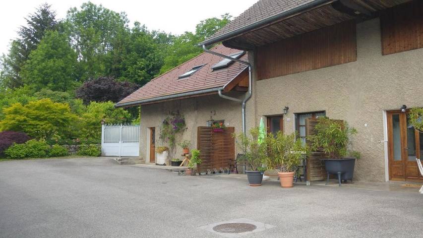Location de vacances pour 4 personnes, avec Terrasse à Pringy