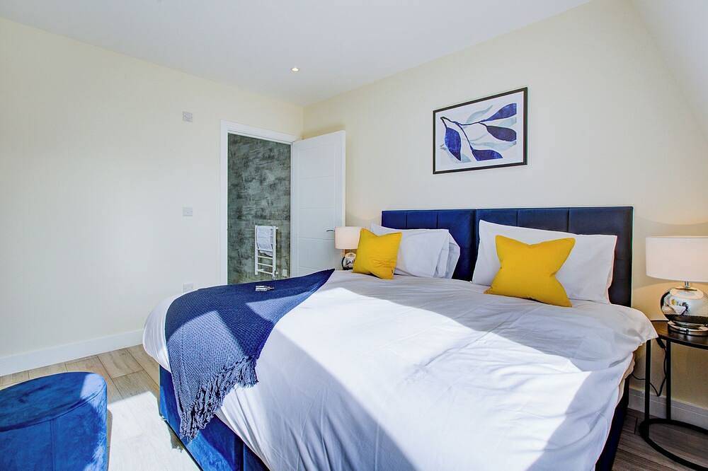 Ganze Wohnung, Hybrid Resi - Sutton | 2 Bed Apartment in Sutton (London), London