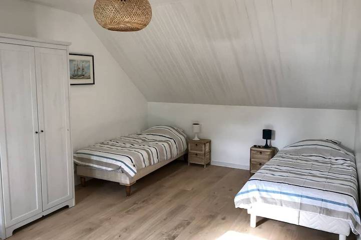 Seaside house Quimiac Mesquer sleeps 11 in Mesquer, Côte d'Amour