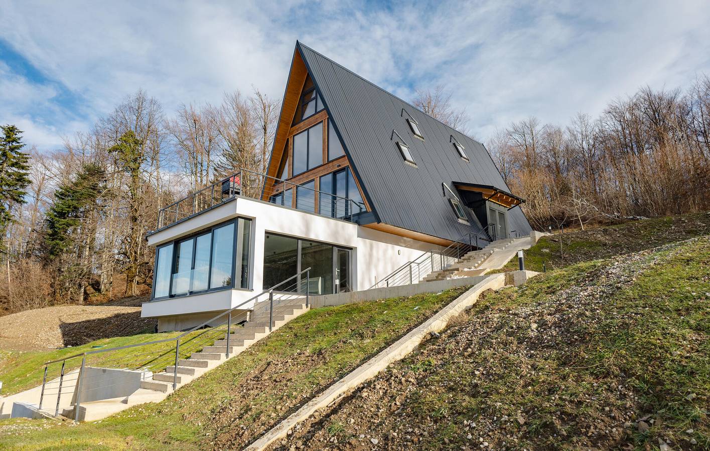 Moderne 2-Zimmer-Wohnung mit Pool und Terrasse in der Nähe des Stadtzentrums von Delnice in Delnice, Primorje-Gorski Kotar