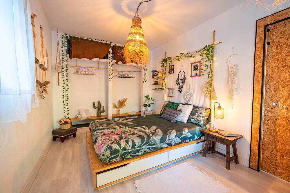 Casa Vacacional 'Villa Natura Paradise' con Vista a la Montaña, Terraza Privada y Jardín Privado in Alcolea, Andalucía