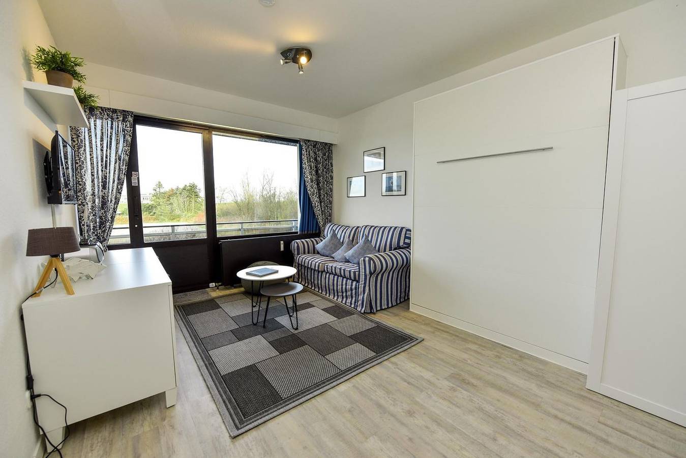 Ganze Wohnung, Schönes 1-Raum-Appartement im 1. Og im Haus Jan Am Strand in Döse, Cuxhaven