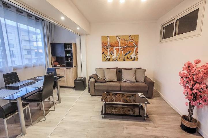 Appartement de vacances pour 4 personnes, avec piscine et jacuzzi