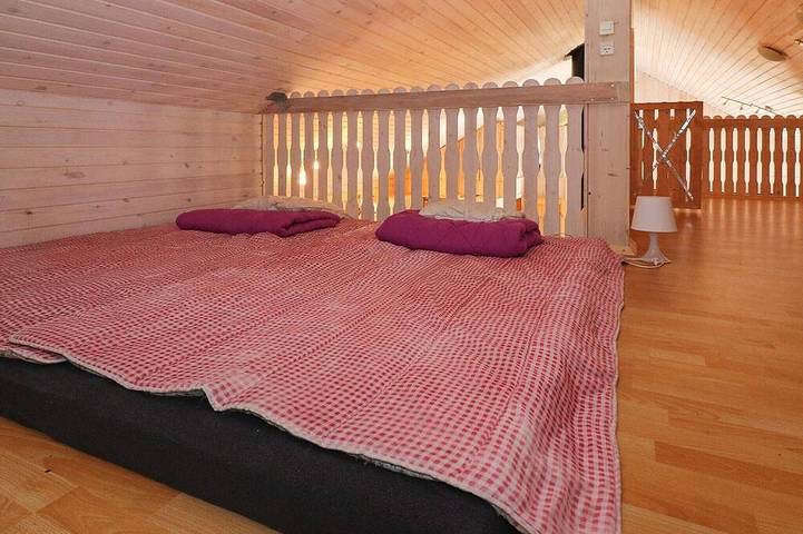 Ferienhaus für 8 Personen, mit Whirlpool und Terrasse sowie Garten und Sauna in Himmerland - 2