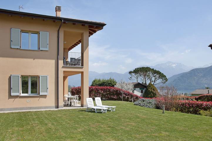 Gîte pour 7 personnes, avec vue sur le lac et jardin à Lenno - 4