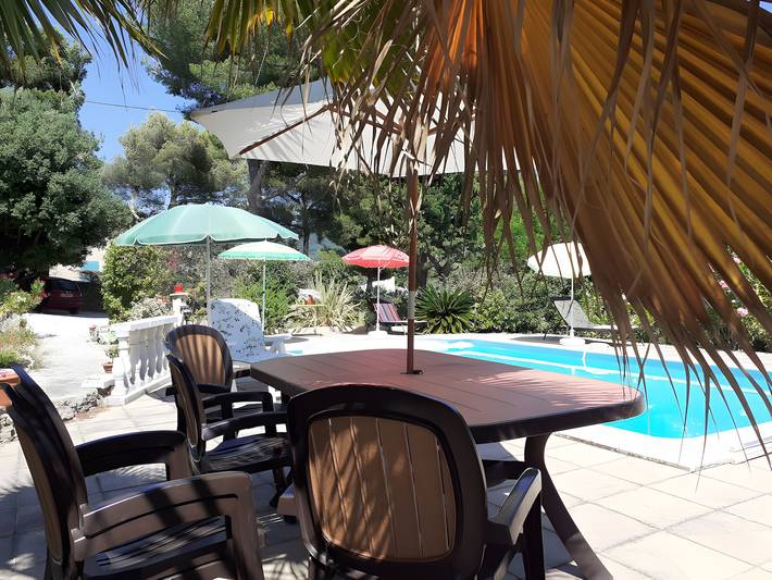 Ferieudlejning for 4 personer, med have i Provence