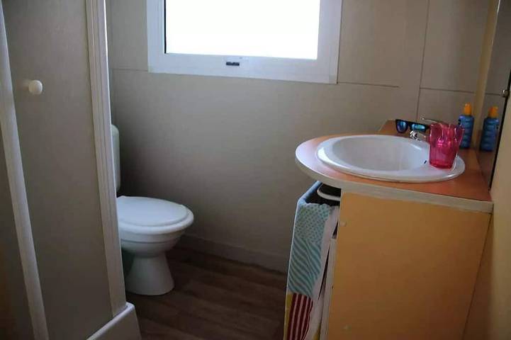 Gîte pour 4 personnes, avec terrasse dans Plage de Pont-Mahé - 4