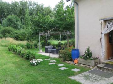 Chambre d’hôte pour 2 personnes, avec jardin à Clefs-Val d'Anjou