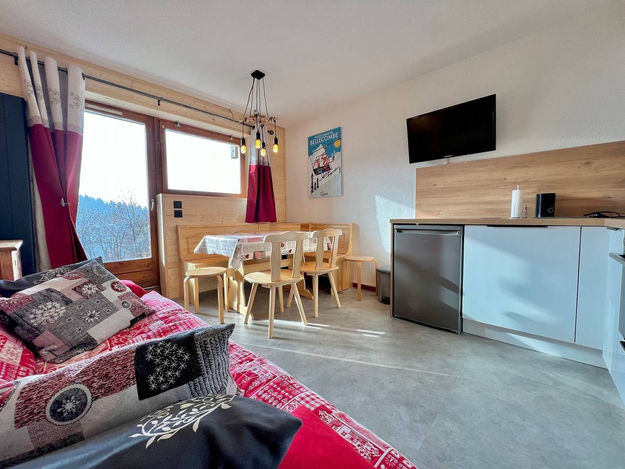 Ganze Wohnung, Wohnung 4 Pers, Terrasse nahe Ski-Bus und Geschäfte in Notre-Dame-de-Bellecombe, Albertville und Umgebung