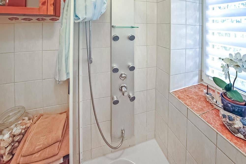 Ganze Wohnung, Ferienwohnung Wokuhl-Dabelow in Wokuhl-Dabelow, Mecklenburg-Strelitz