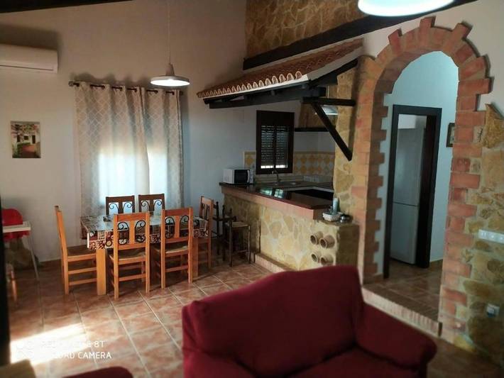Casa rural para 10 personas, con vistas además de terraza y piscina en Vega del Guadalquivir - 2