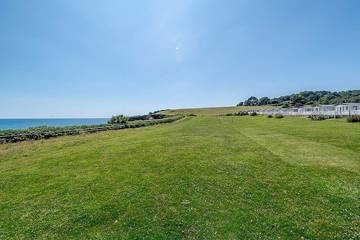 Glamping for 4 People in Otterton, Jurassic Coast, Photo 3
