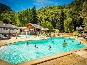 Location De Vacances pour 5 Personnes dans Florac, Massif central, Photo 2