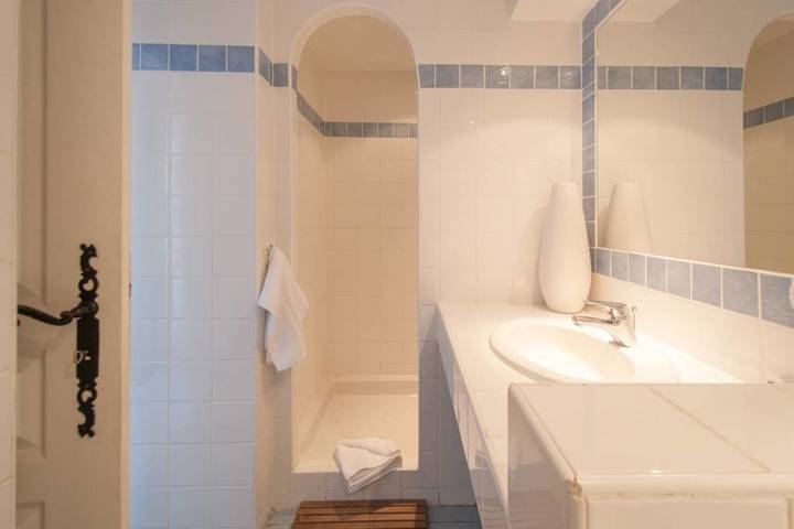 Gîte pour 4 personnes, avec balcon, adapté aux familles à Calenzana - 4