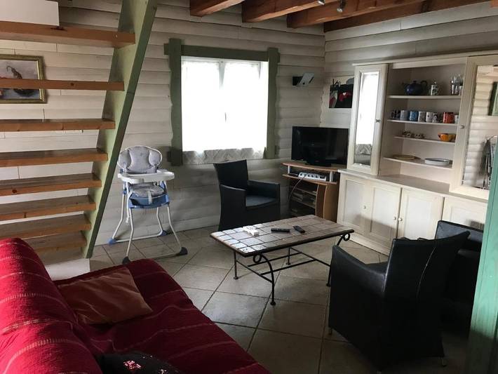 Location de vacances pour 6 personnes, avec terrasse et piscine à Euzet - 3
