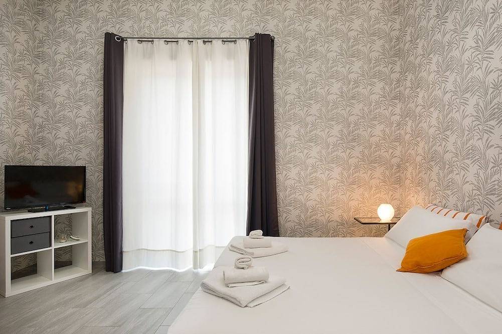 Apartamento entero, R2Nbc Residence La Red in Ρ, Provincia de Milan