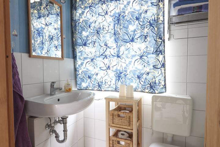Bungalow for 3 people with terrace in Nienhagen, Rostock and Surroundings