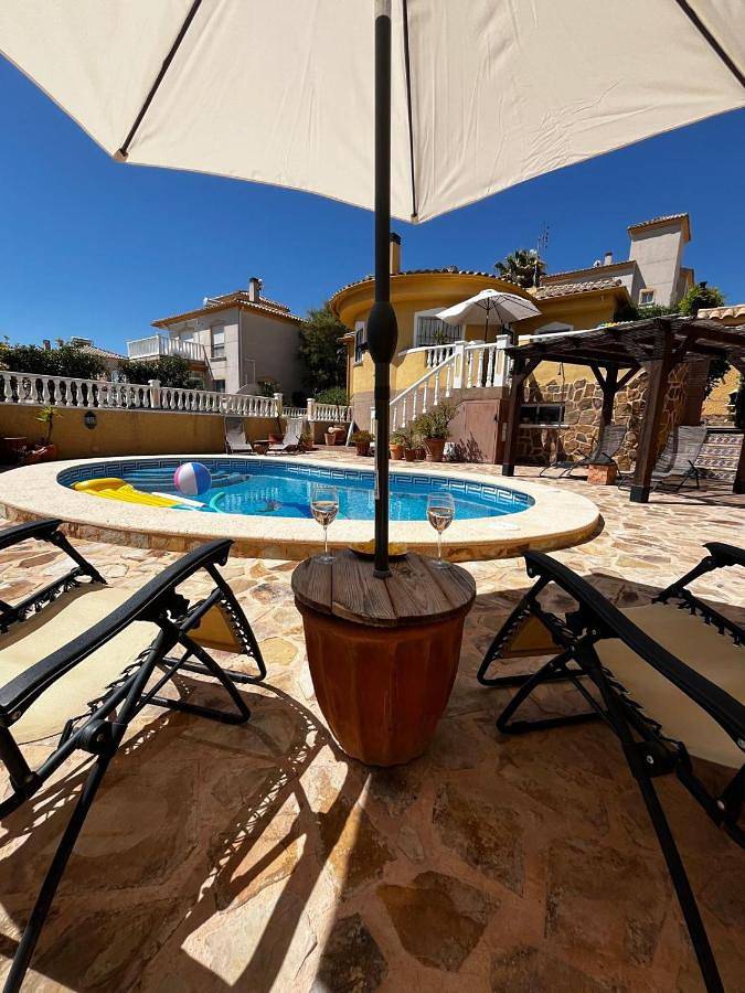 Casa rural para 6 personas, con Balcón y Terraza además de Jardín y Piscina en Biar - 4