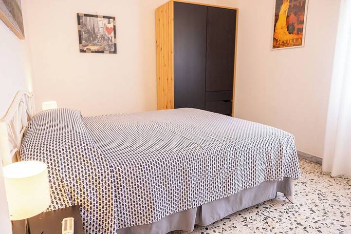 Appartement entier, Marina: 90 m² with a terrace, 200 m from the sea – up to 6 guests in Marina di Grosseto, Grosseto