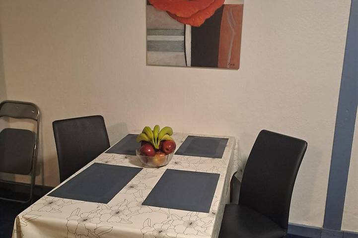 Ganze Wohnung, Wohnen im Blumenviertel Wolfenbüttel-ruhig-zentral-ideal für Geschäftsreisende in Wolfenbüttel, Landkreis Wolfenbüttel