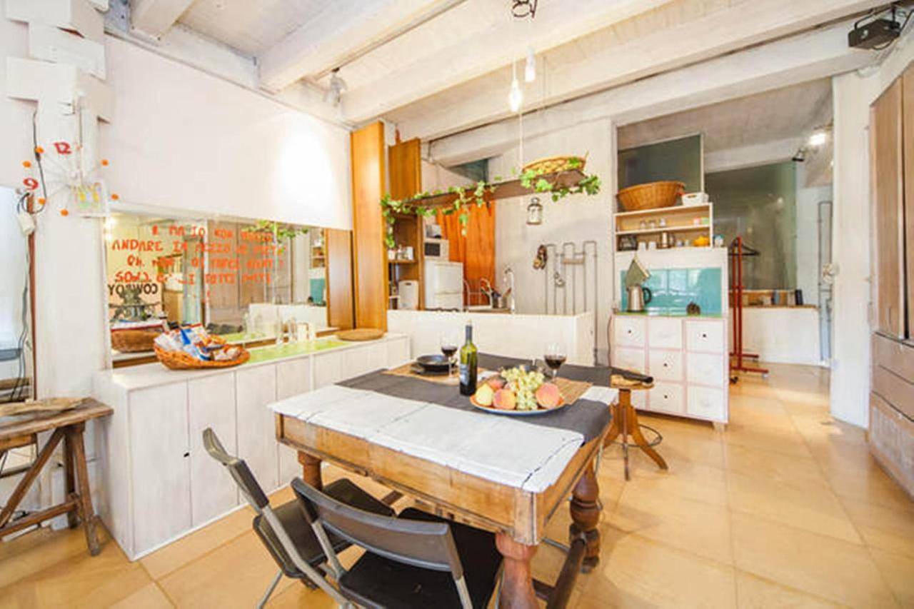 Two-Bedroom House in Posillipo, Napoli