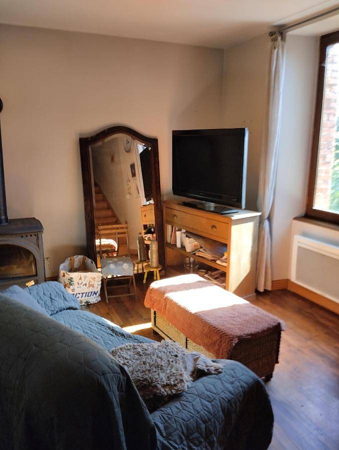Two-Bedroom House in Drugeac, Région de Mauriac