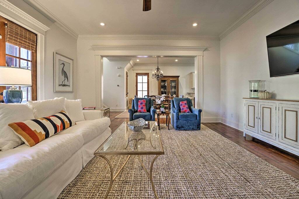 Large, Elegant Home < 2 Miles to Ole Miss! in Oxford (MS), Lafayette County