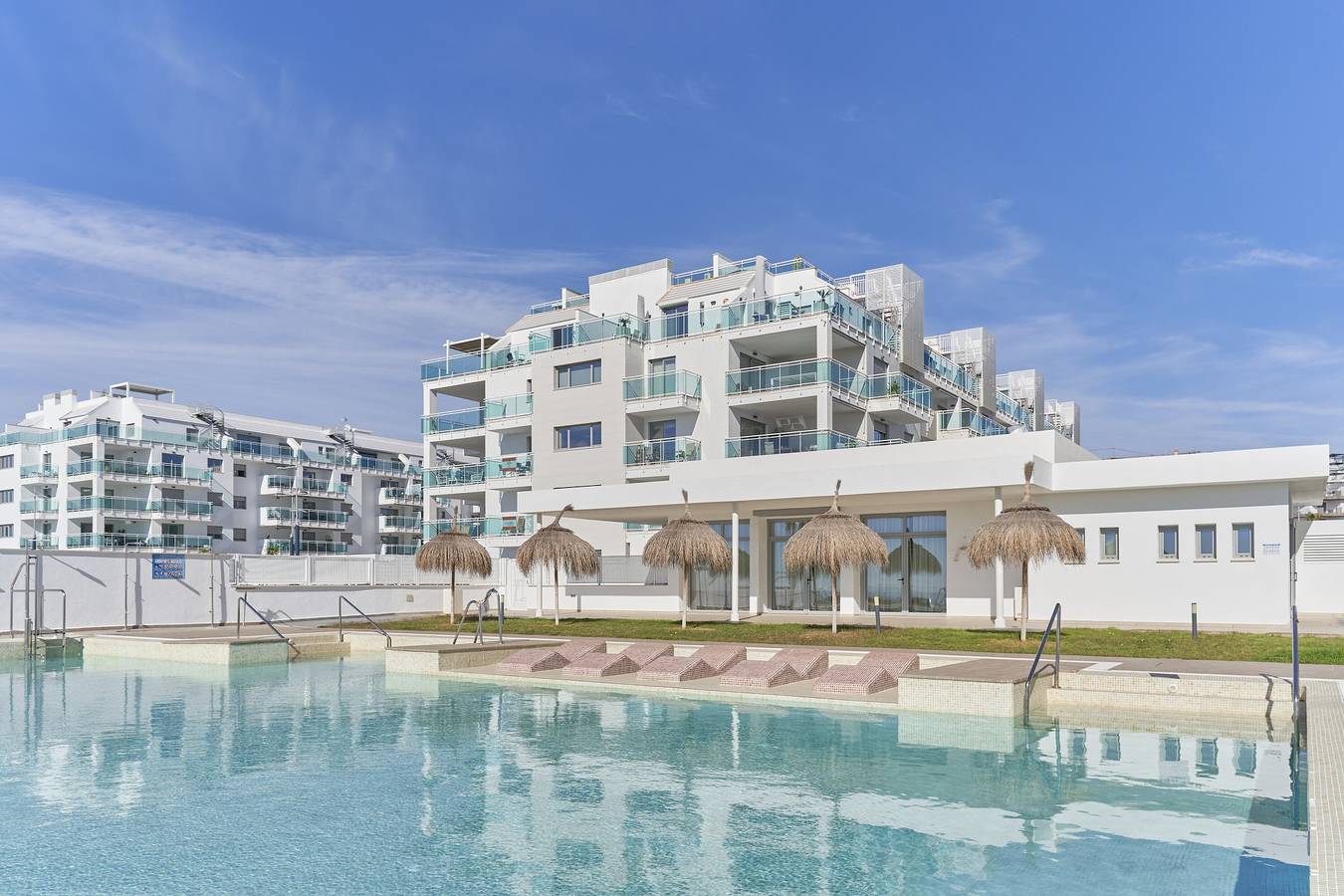 Entire apartment, Apartment 'Atico Antonio Sol' with Sea View, Wi-Fi and Air Conditioning in Torrox Costa, Torrox