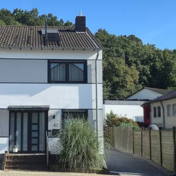 Vacation Rental for 9 Guests in Aachen, Rhineland, Picture 2