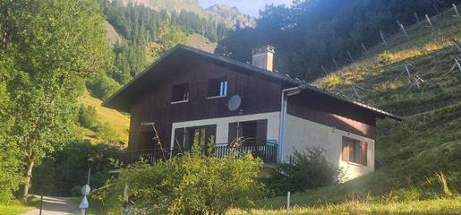 Gîte pour 6 personnes, avec balcon à La Giettaz