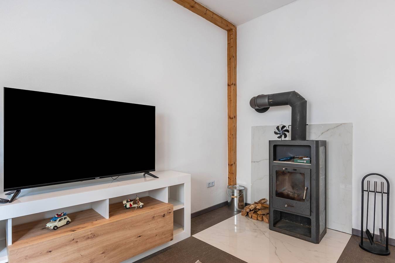 Ganze Wohnung, Ferienwohnung Kraichgauperle mit Balkon und Wlan in Östringen, Kraichgau