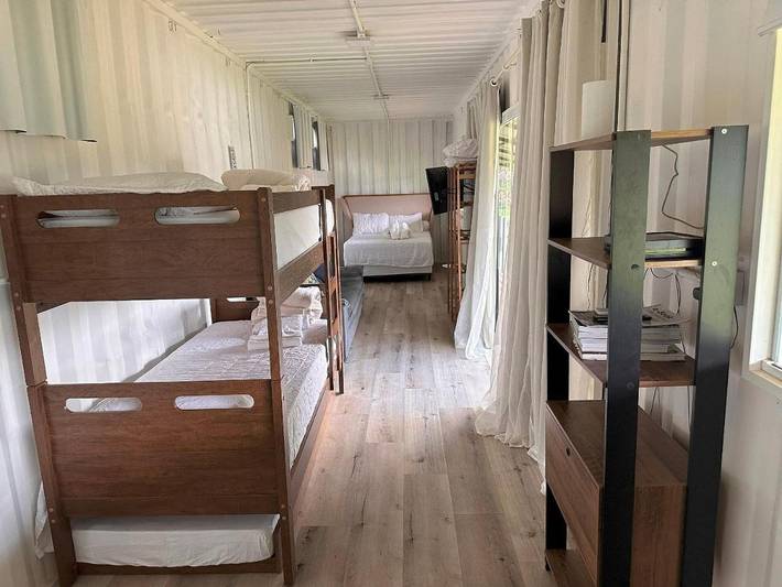 Casas e apartamentos de temporada para 6 pessoas, com jardim e jacuzzi em Lago Sul