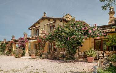 Feriehus til 15 Personer i Canino, Lazio, Bilde 1