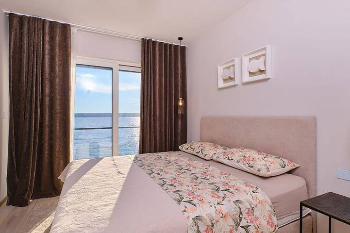 Villa Wind rose by Villas Guide in Lukovo, Naturpark Velebit