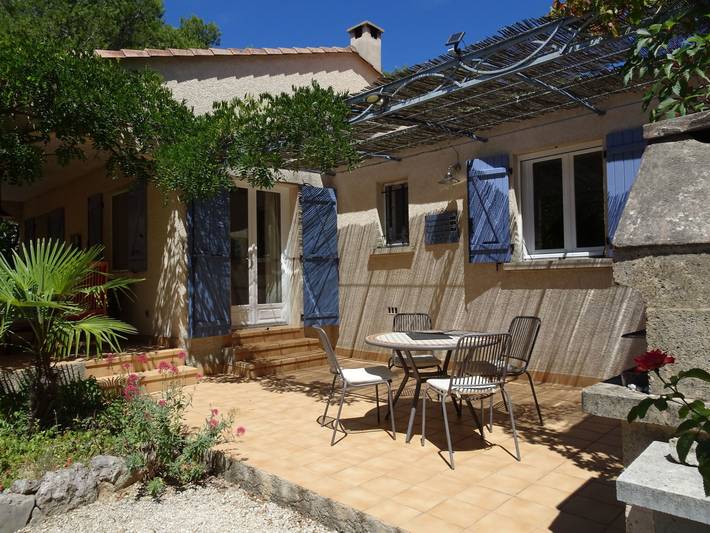 Location de vacances pour 4 personnes, avec jardin et terrasse à Garrigues-Sainte-Eulalie
