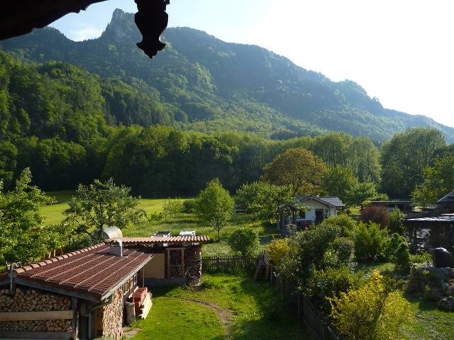Ganze Ferienwohnung, Mondscheinwinkl - Ferienwohnung mit Bergblick 90 qm, 2 Schlafzimmer, 2 Balkone in Flintsbach am Inn, Bayerische Alpen