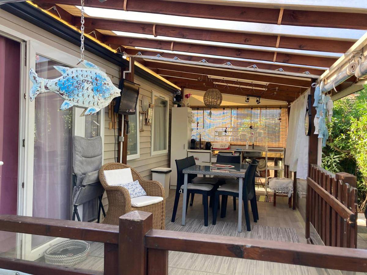 Mobil Home 3 chambres, 6 couchages, Ramatuelle St Tropez, Plage De Pampelonne in Pampelonne, Ramatuelle