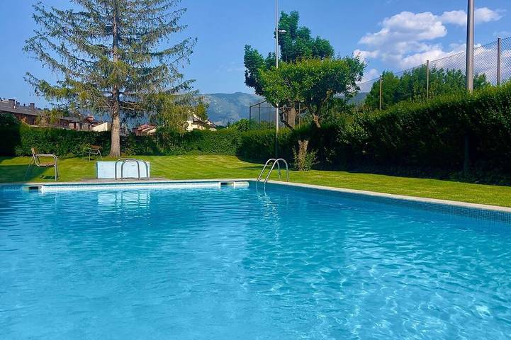 Appartement de vacances pour 8 personnes, avec jardin et piscine, animaux acceptés - 1