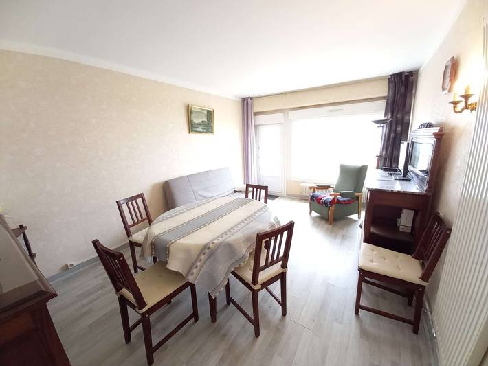 Ganze Wohnung, Apartment am Meer mit Terrasse - 2 Schlafzimmer, Haustiere Erlaubt in Berck Plage, Berck