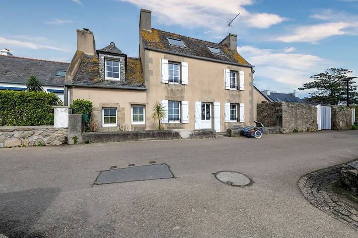 Location de vacances pour 8 personnes, avec jardin, animaux acceptés à Île de Batz