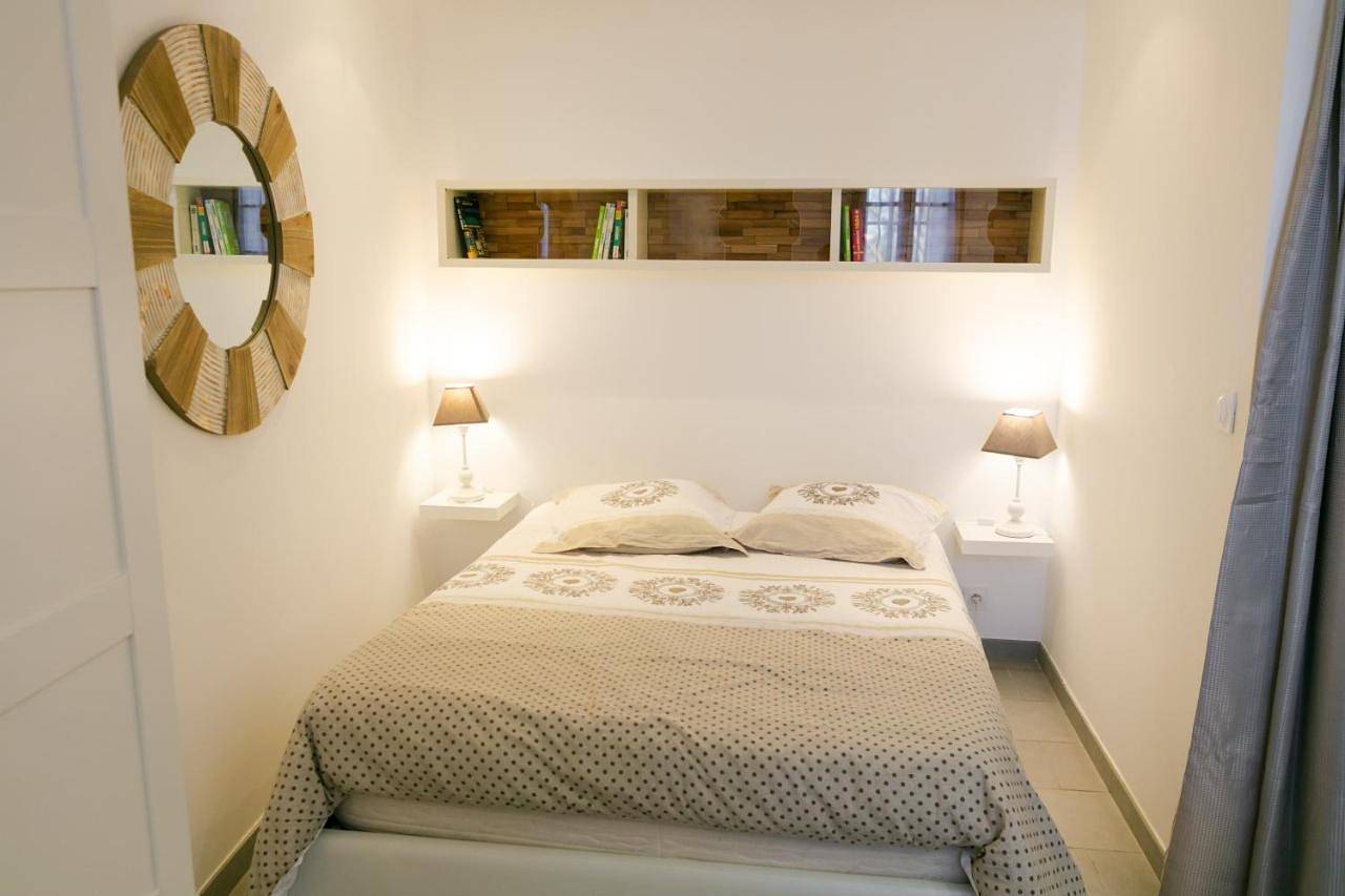 Appartement entier, Studio Apartment - Ground Floor in L'Isle-sur-la-Sorgue, Vaucluse
