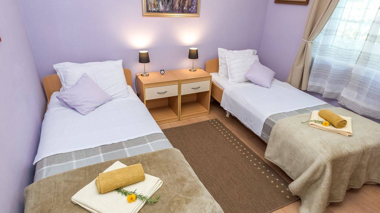 Ferienhaus für 6 Personen (120 m²) in Brgulje in Zadar (Kommun), Otok Molat